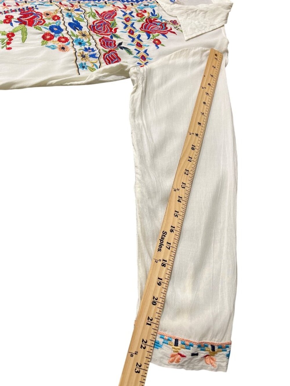 Scully Womens XL Button-Up Top Floral Embroidered Shirt Cream Red Blue Western - Picture 7 of 9